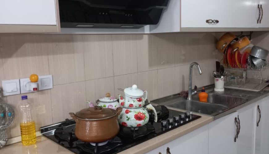 60 متری تر تمیز مطهری