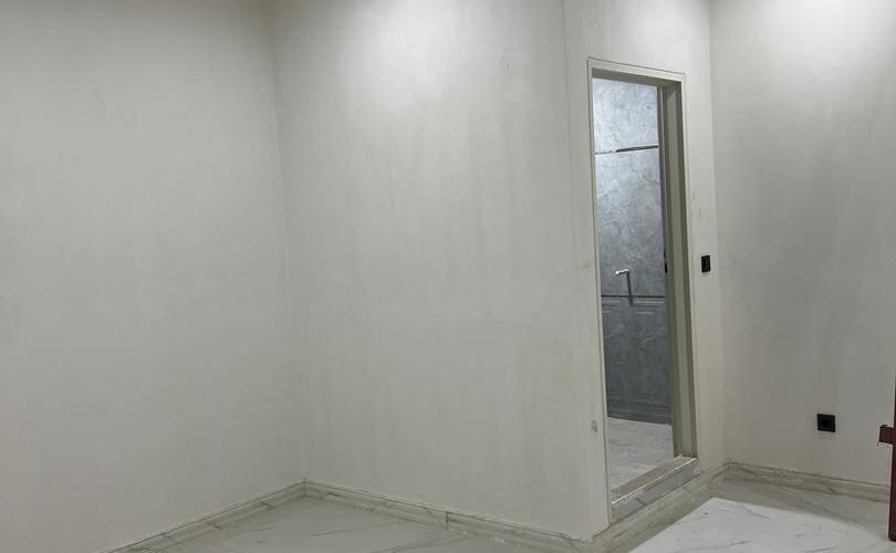 125 متر نوساز زرافشان