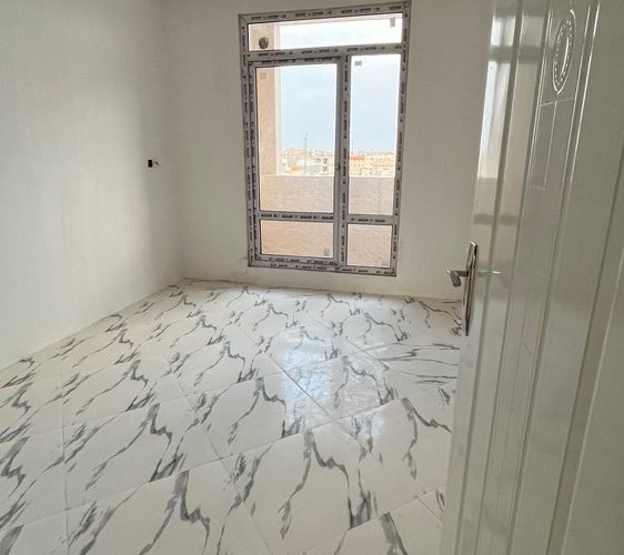 93 متر سعدیه